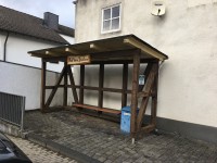 Bushäuschen auf dem Justen